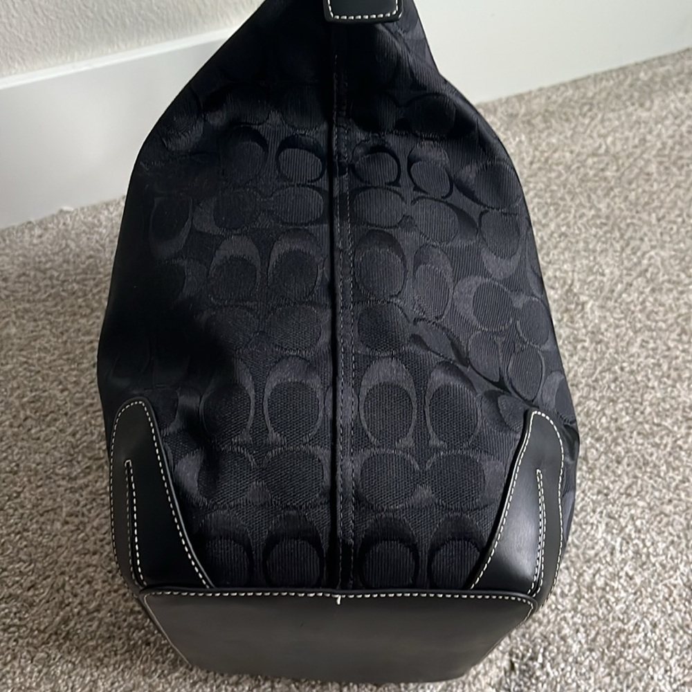 Coach Black Large Buckle Duffle Bag - Picture 4 of 15